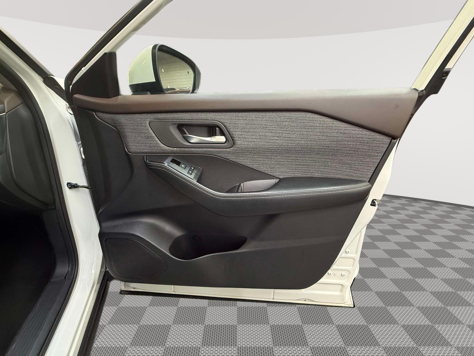 2022 Nissan Rogue SV Intelligent AWD