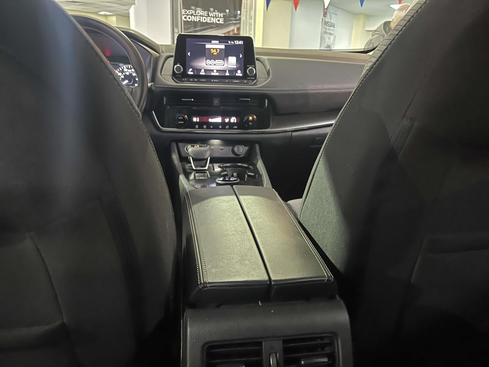 2022 Nissan Rogue SV Intelligent AWD