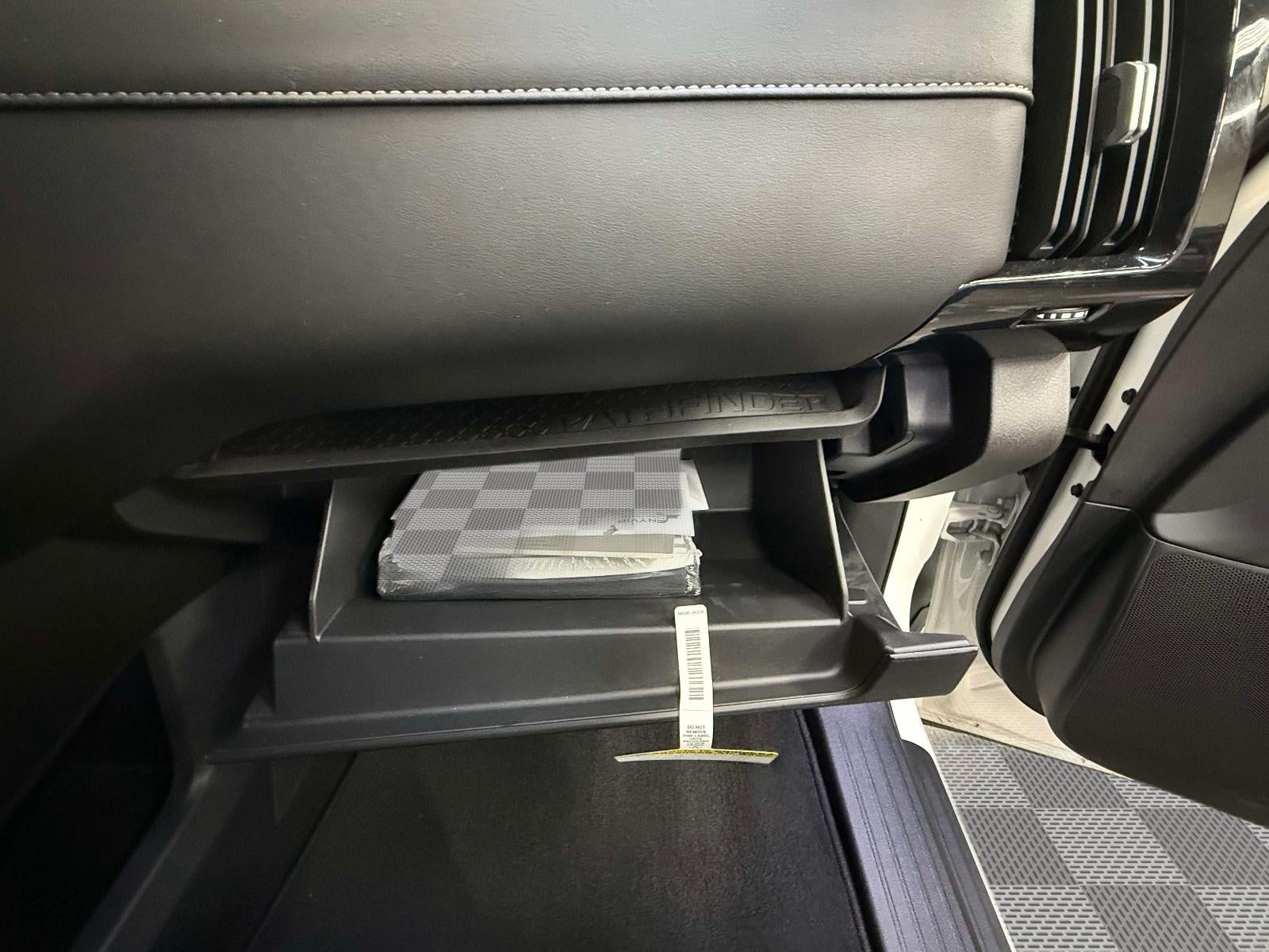 2025 Nissan Pathfinder S 4WD