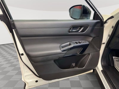 2025 Nissan Pathfinder S 4WD