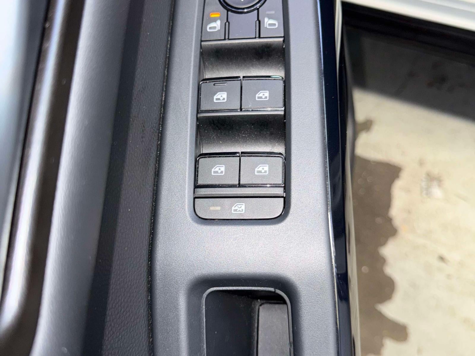 2025 Nissan Pathfinder S 4WD