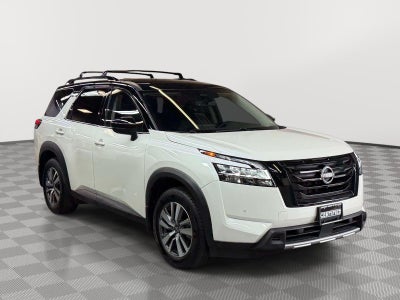 2024 Nissan Pathfinder SL 4WD