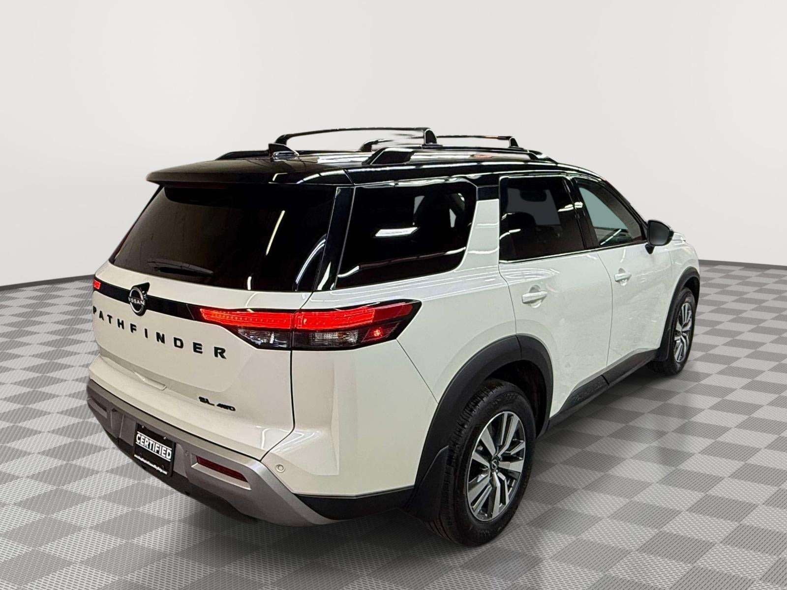 2024 Nissan Pathfinder SL 4WD
