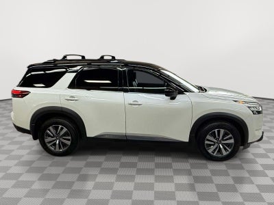 2024 Nissan Pathfinder SL 4WD