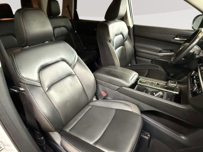 2024 Nissan Pathfinder SL 4WD