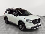 2024 Nissan Pathfinder SL 4WD