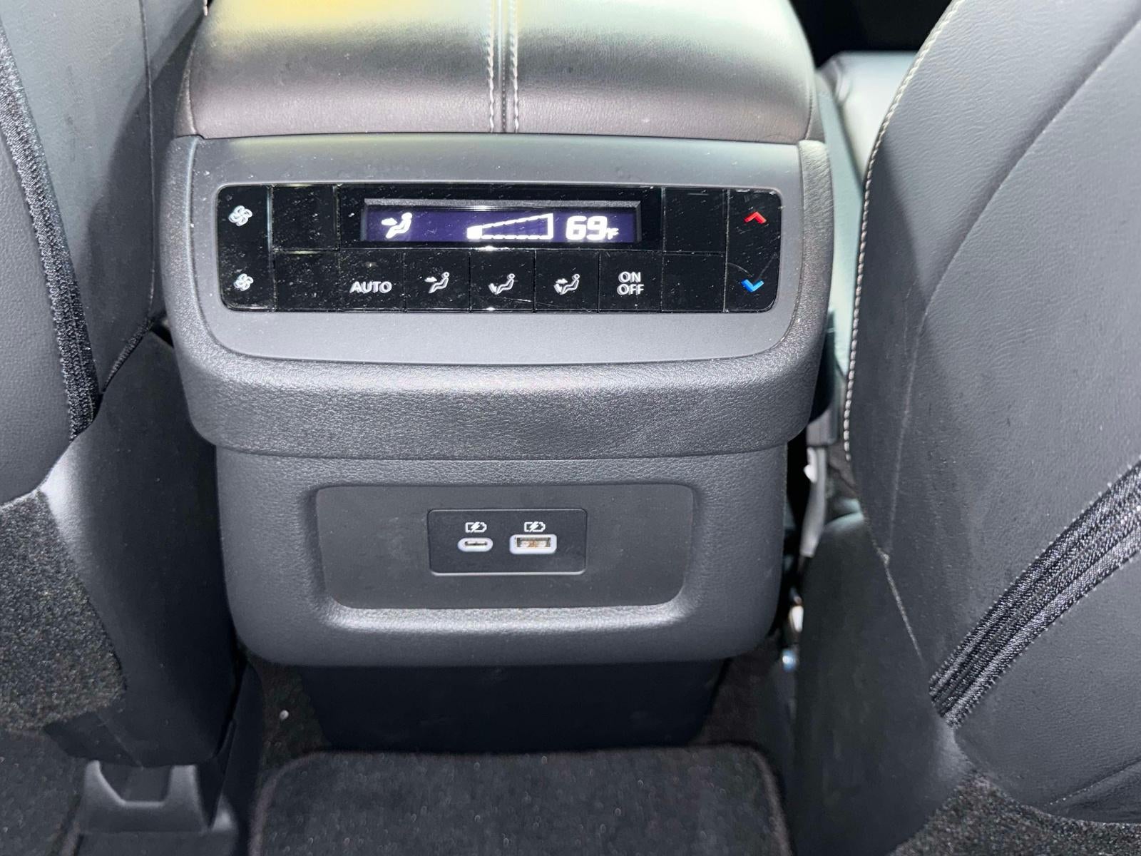 2024 Nissan Pathfinder SL 4WD