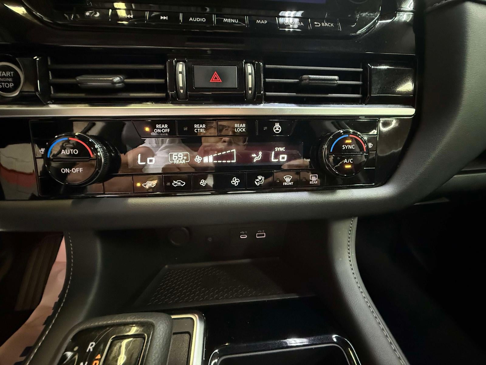 2024 Nissan Pathfinder SL 4WD