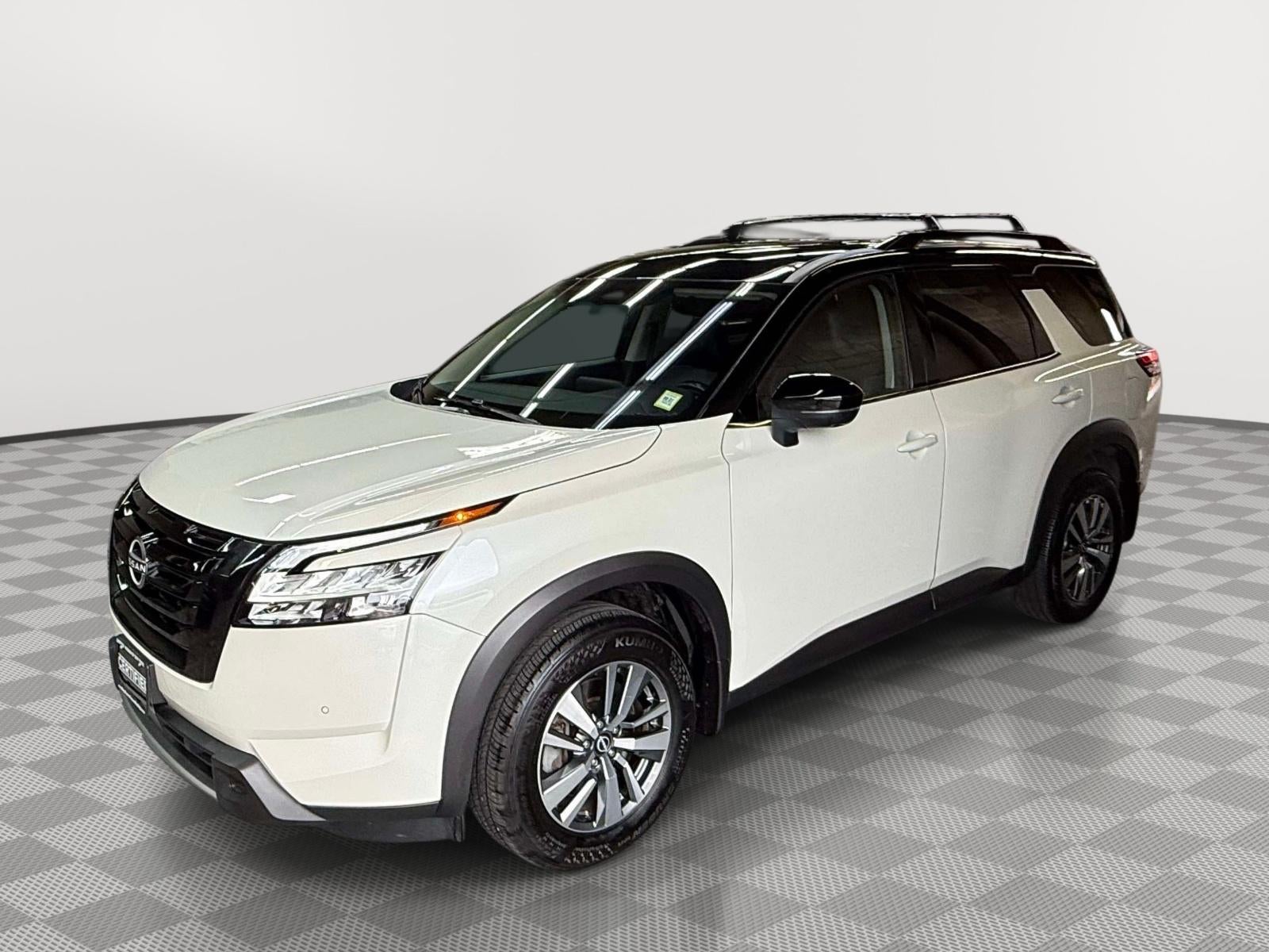 2024 Nissan Pathfinder SL 4WD