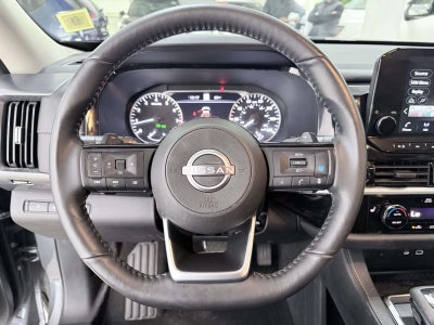2025 Nissan Pathfinder SL 4WD