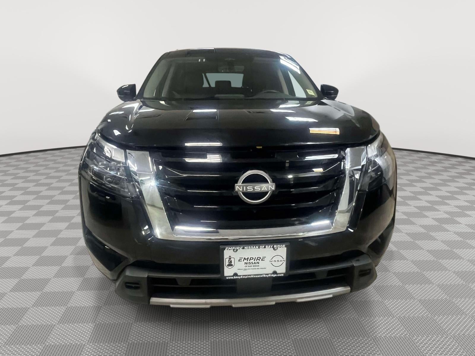 2025 Nissan Pathfinder SL 4WD