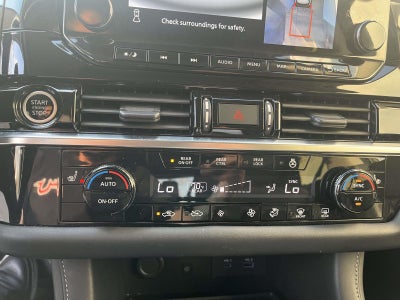 2023 Nissan Pathfinder SL 4WD