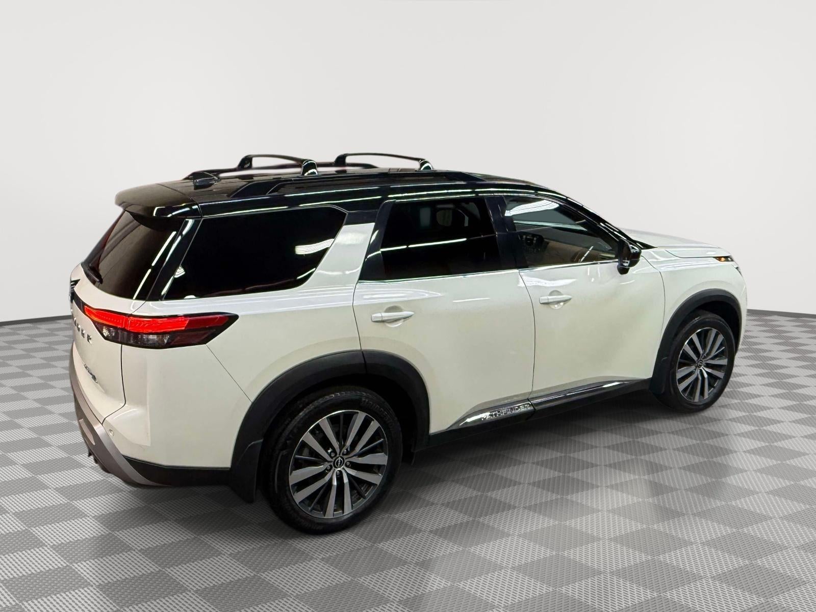 2022 Nissan Pathfinder Platinum 4WD