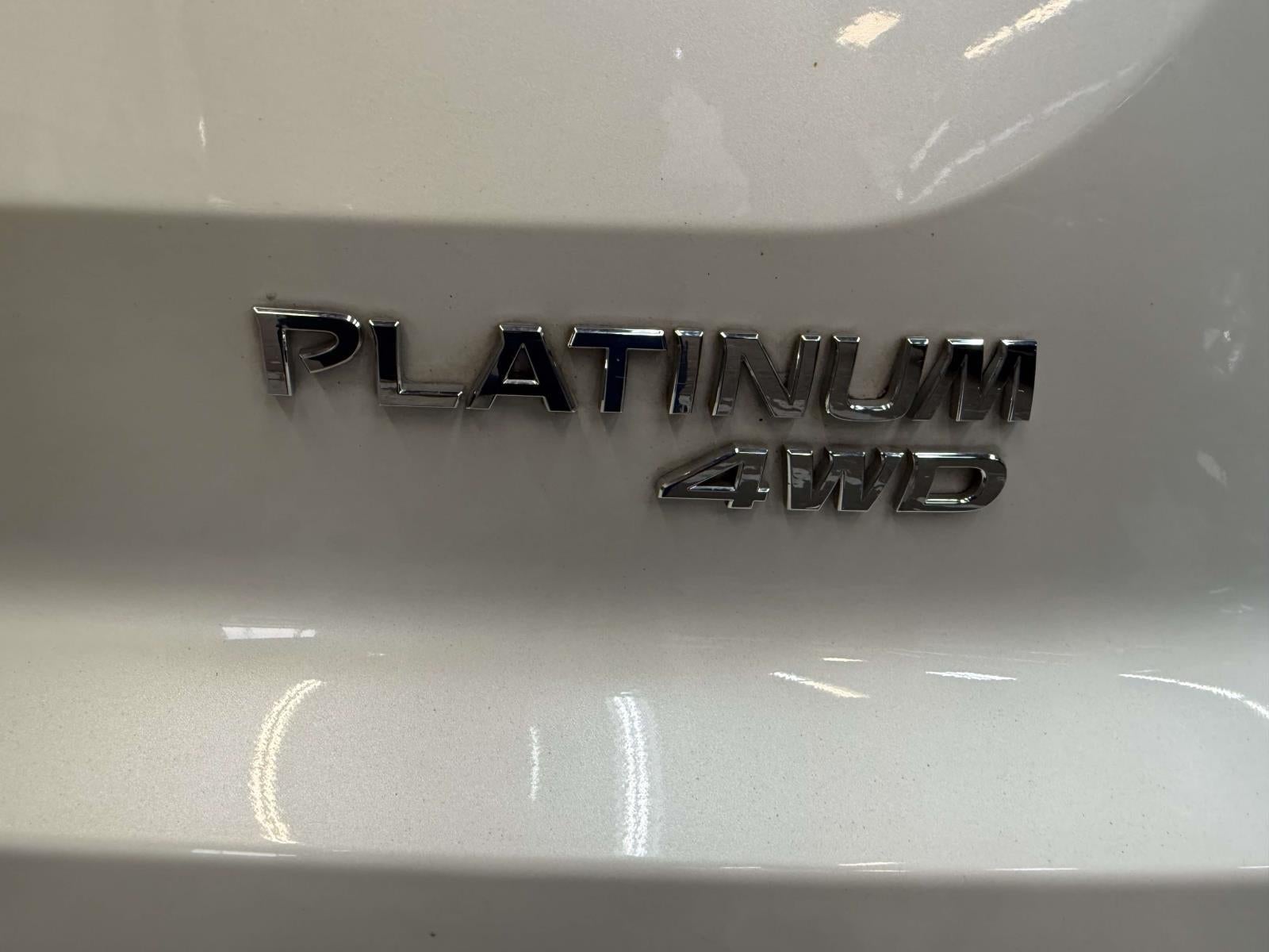 2022 Nissan Pathfinder Platinum 4WD