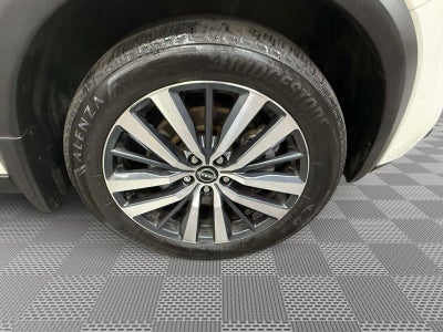 2022 Nissan Pathfinder Platinum 4WD