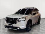 2022 Nissan Pathfinder Platinum 4WD