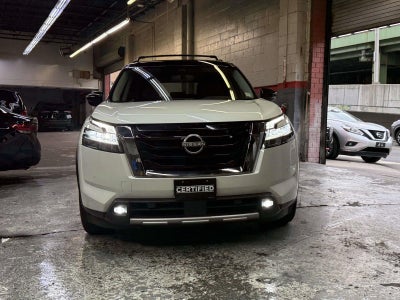 2022 Nissan Pathfinder Platinum 4WD