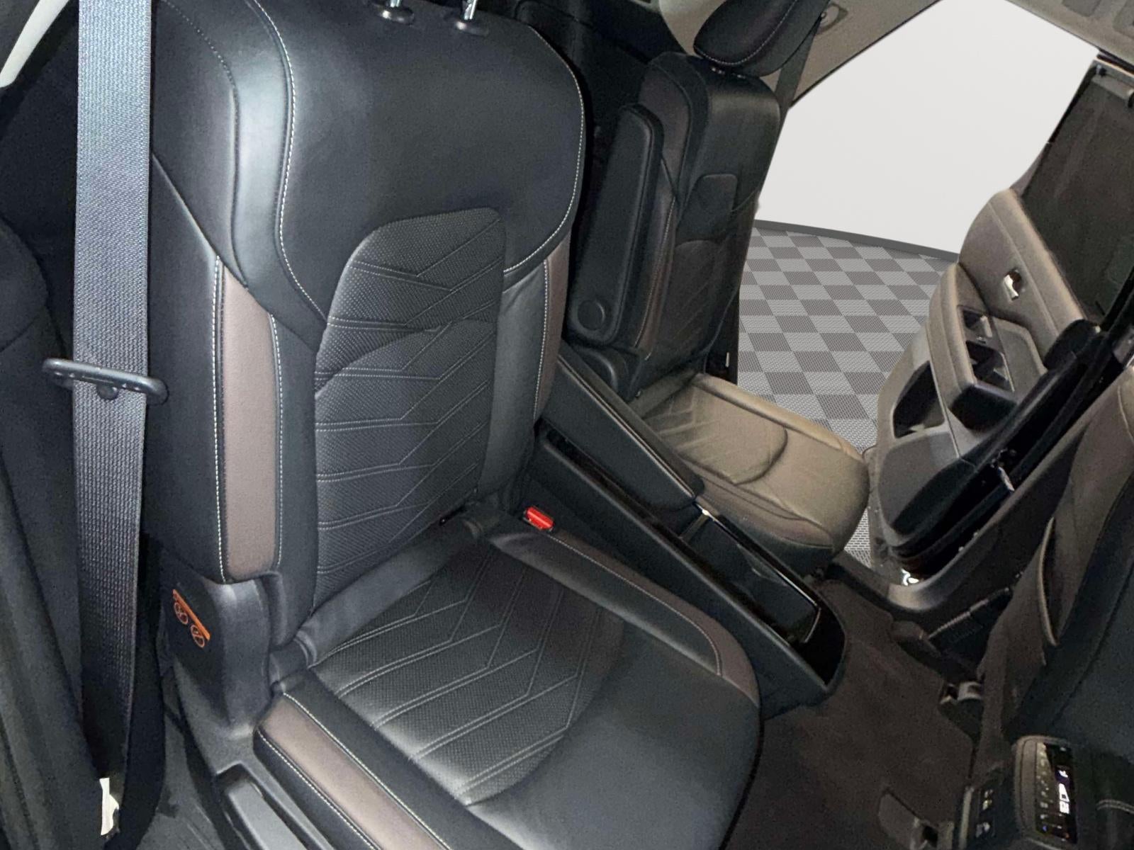 2022 Nissan Pathfinder Platinum 4WD