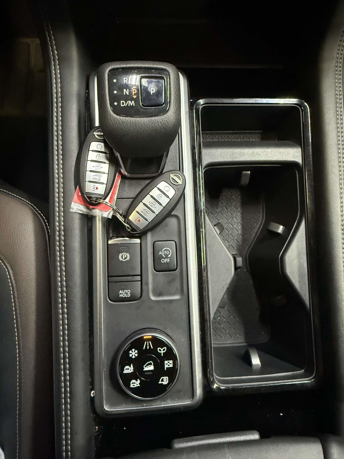 2022 Nissan Pathfinder Platinum 4WD