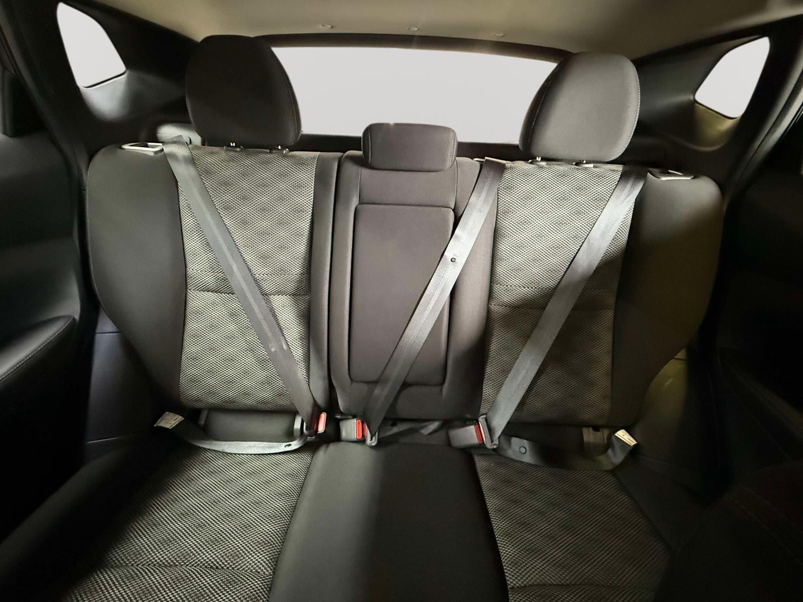 2018 Nissan Rogue Sport SV
