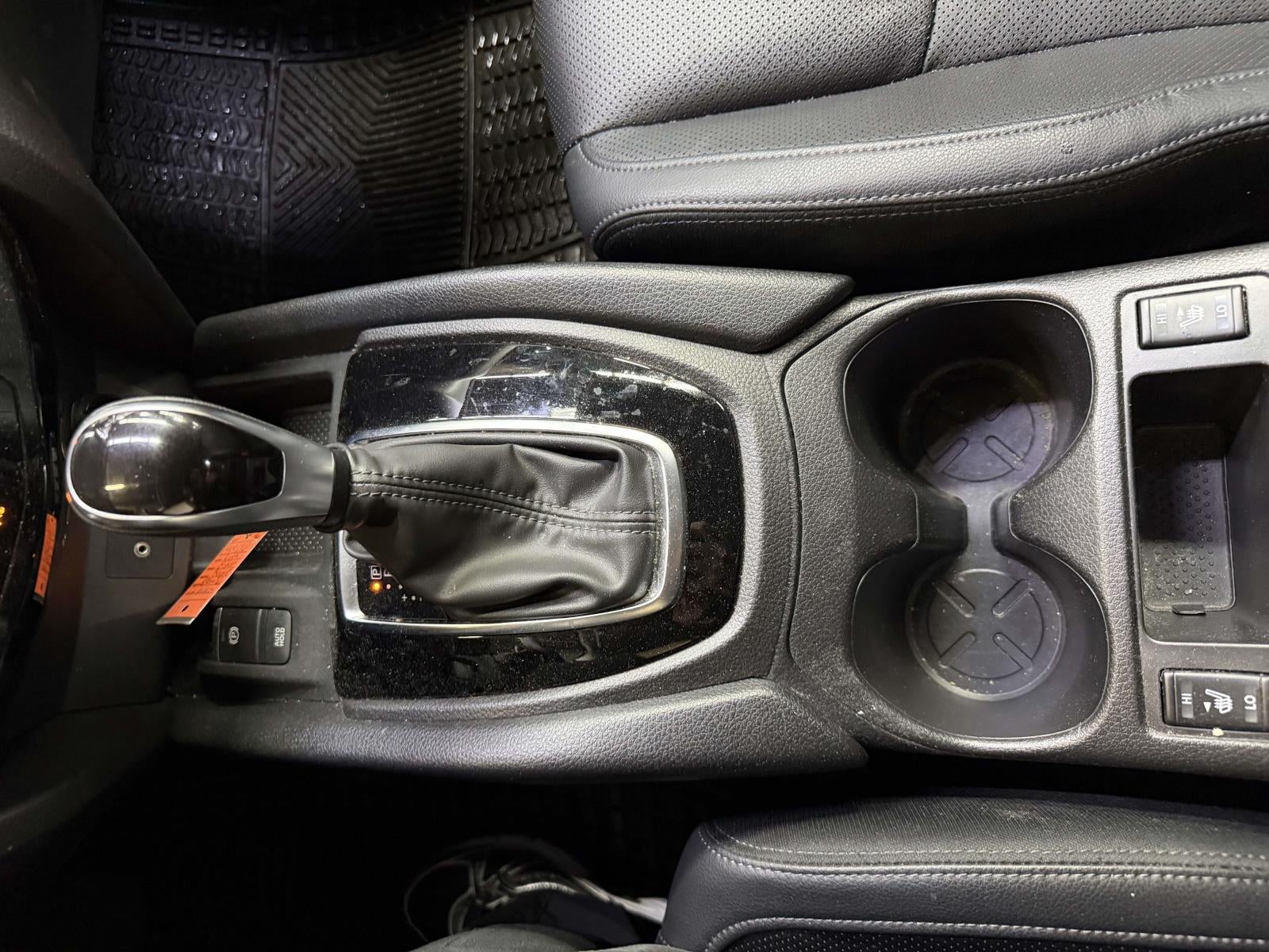 2022 Nissan Rogue Sport SL AWD Xtronic CVT