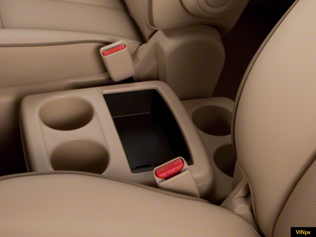 2012 Nissan Quest SV