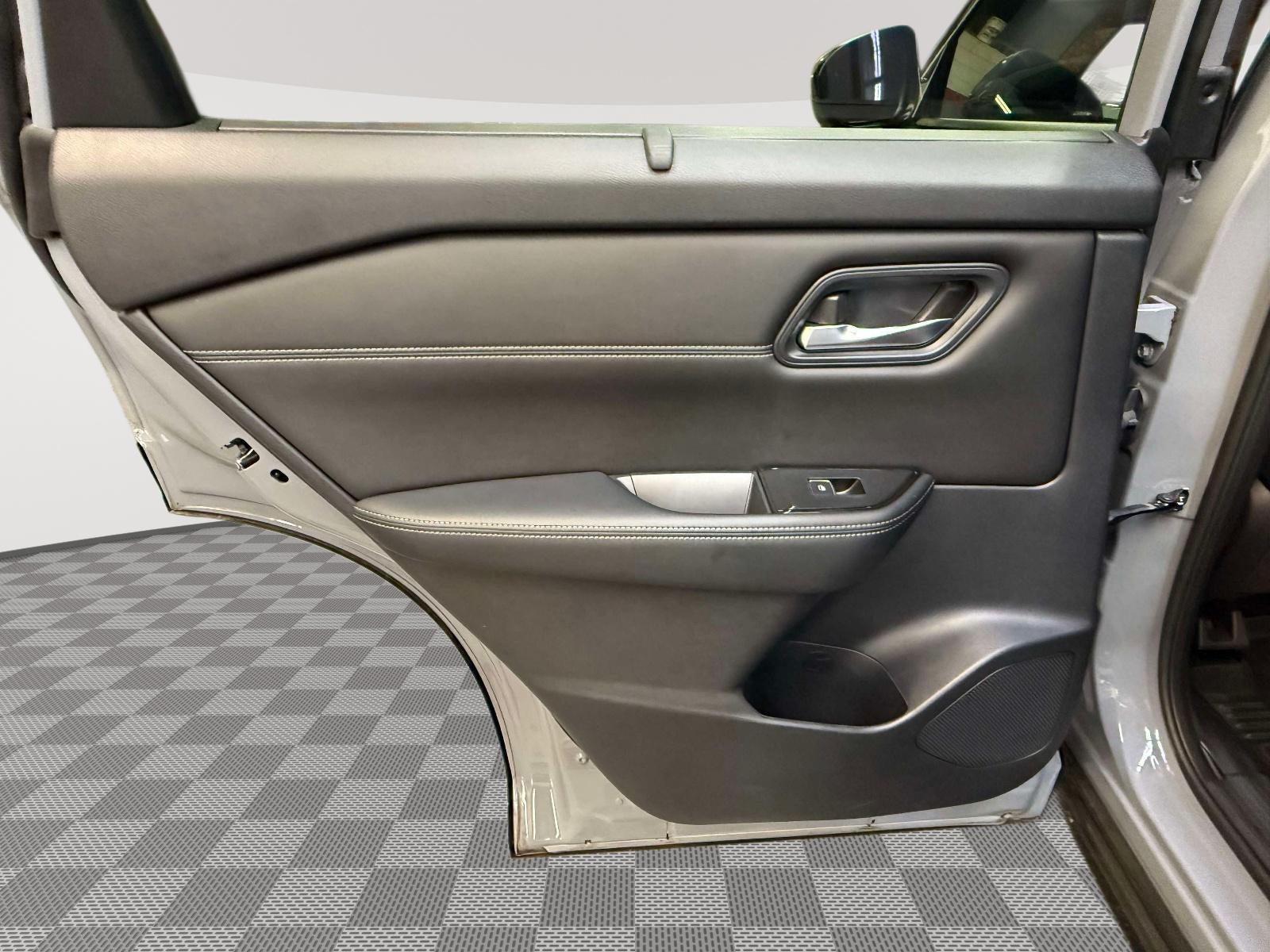 2025 Nissan Rogue SL Intelligent AWD