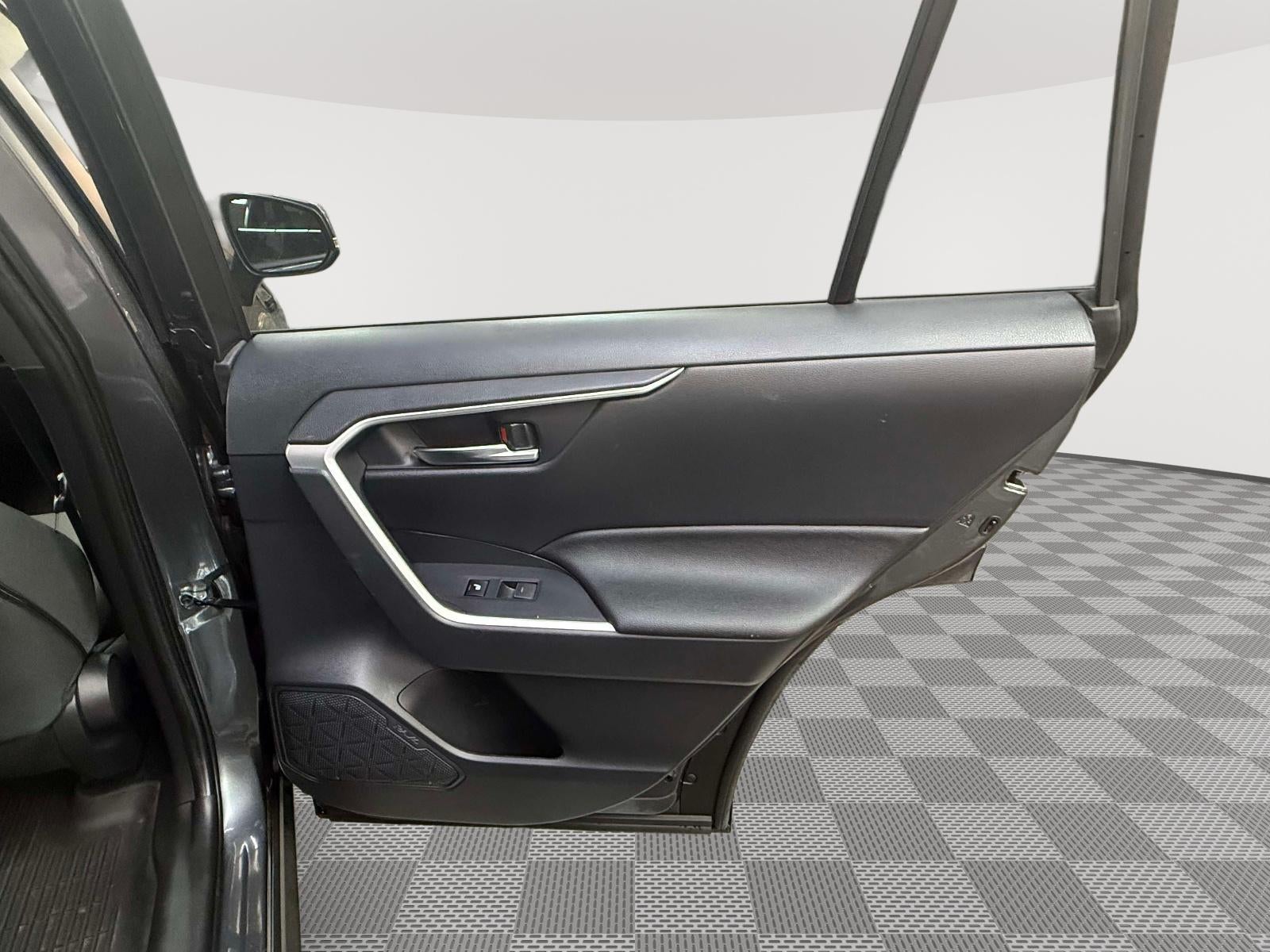 2024 Toyota RAV4 Prime SE