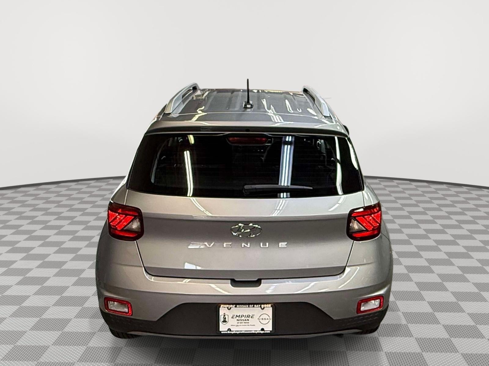 2024 Hyundai VENUE SEL