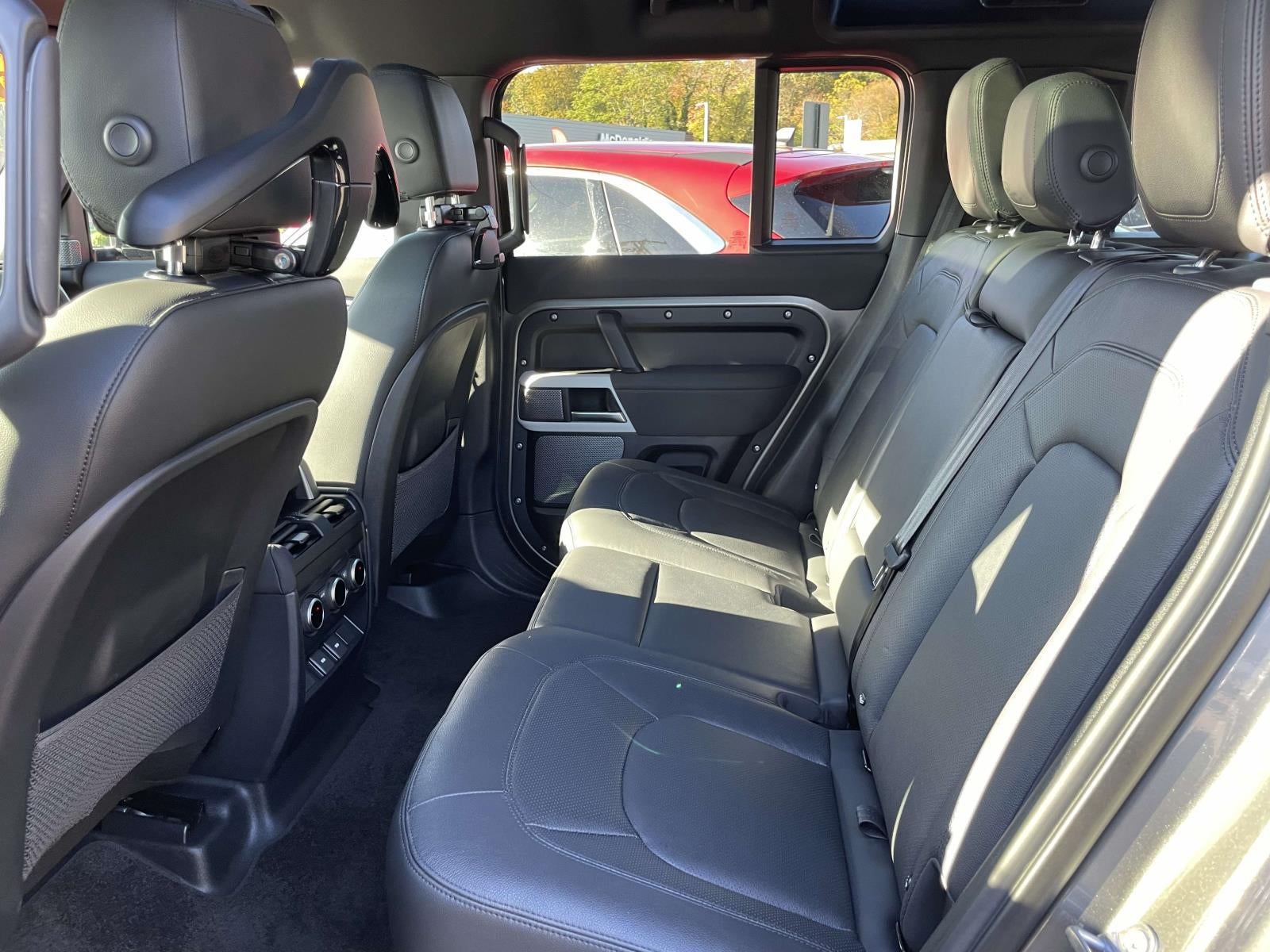 2023 Land Rover Defender 110 S