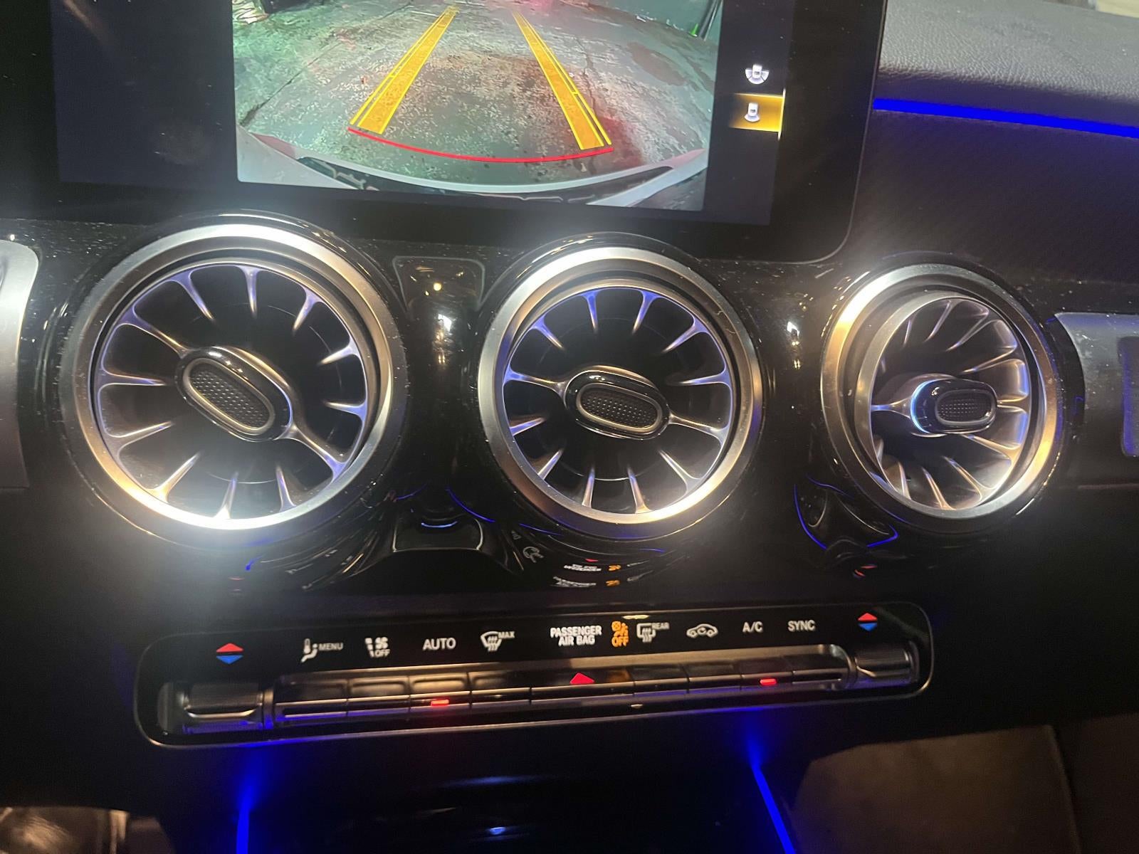 2022 Mercedes-Benz GLB 250 4MATIC®