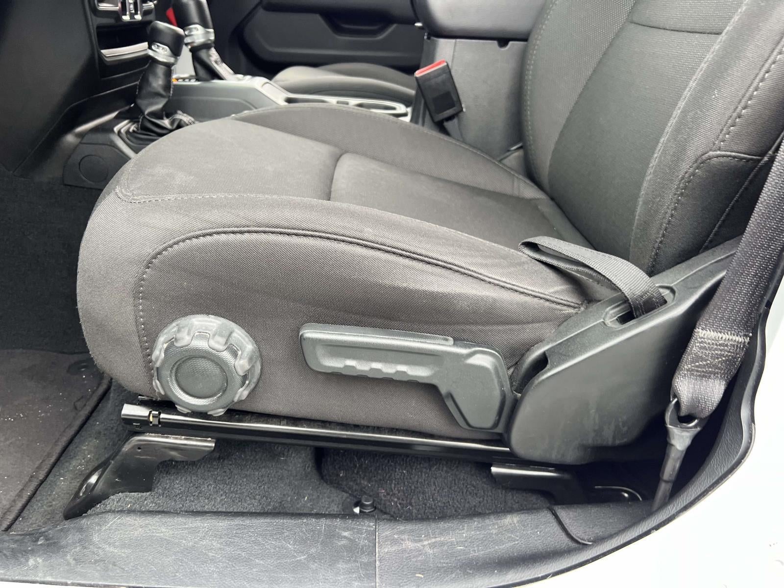 2023 Jeep Wrangler 4-Door Sahara 4x4