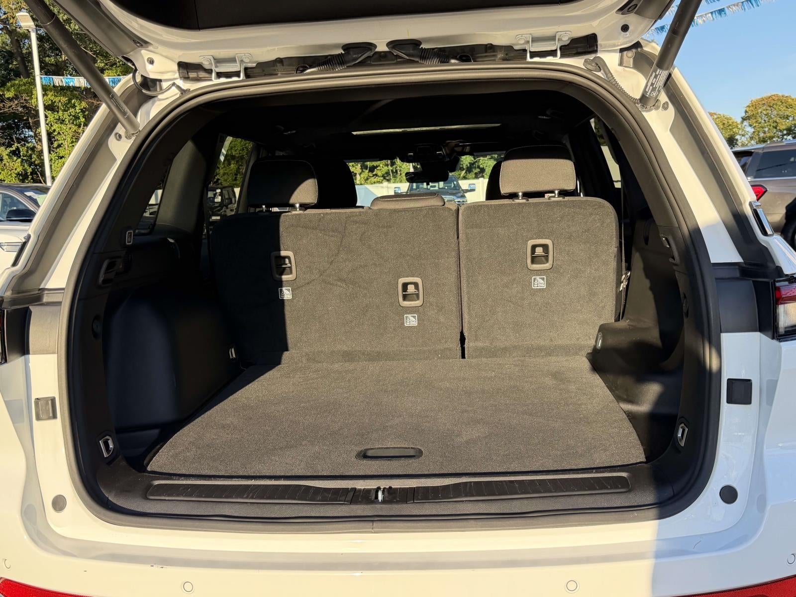 2025 Jeep Grand Cherokee Laredo X 4x4