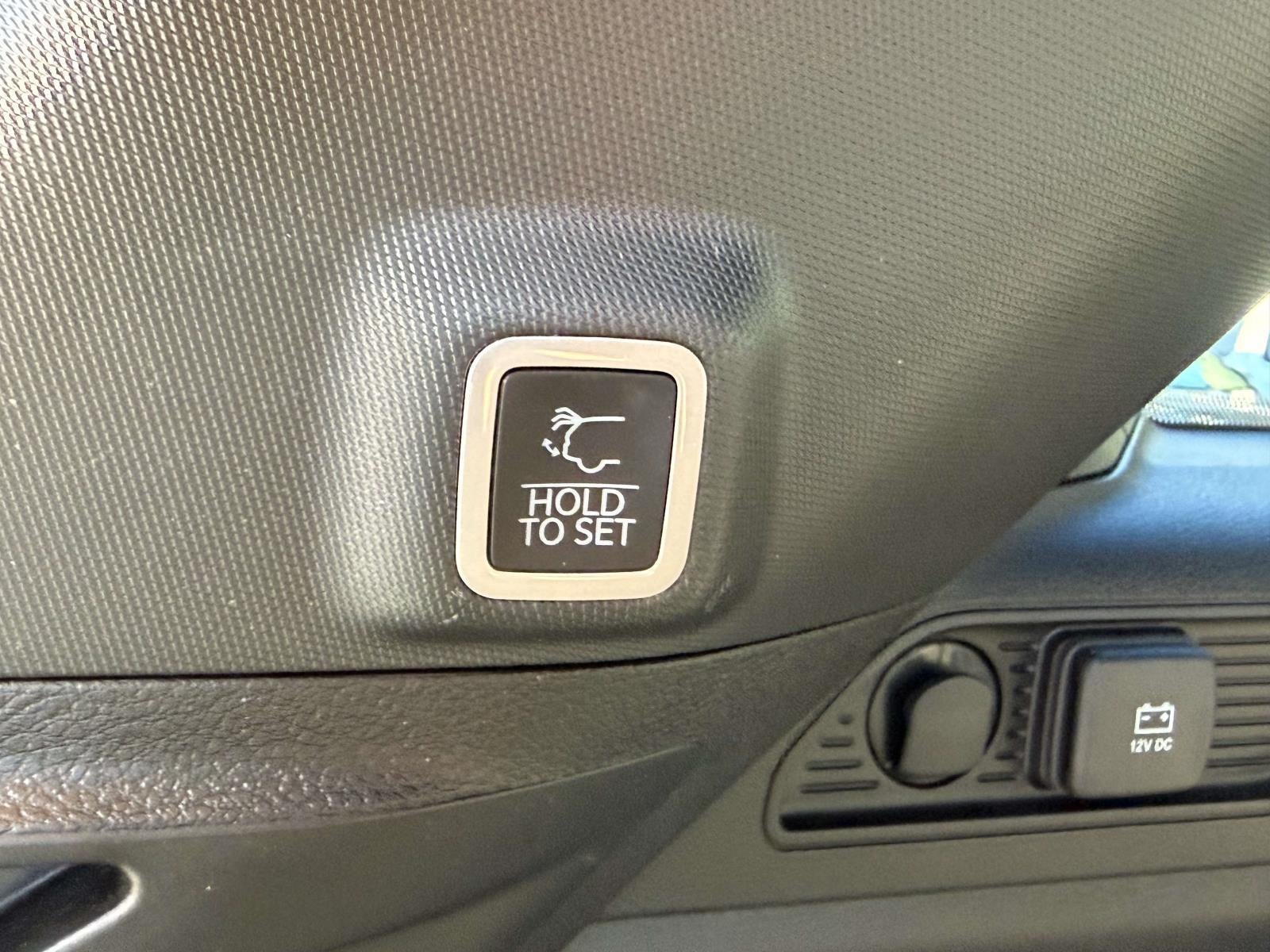 2025 Jeep Grand Cherokee Laredo X 4x4