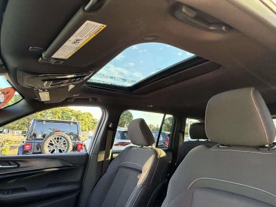2025 Jeep Grand Cherokee Laredo X 4x4