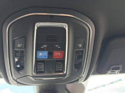 2025 Jeep Grand Cherokee Laredo X 4x4
