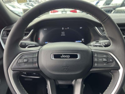 2025 Jeep Grand Cherokee L Laredo X 4x4