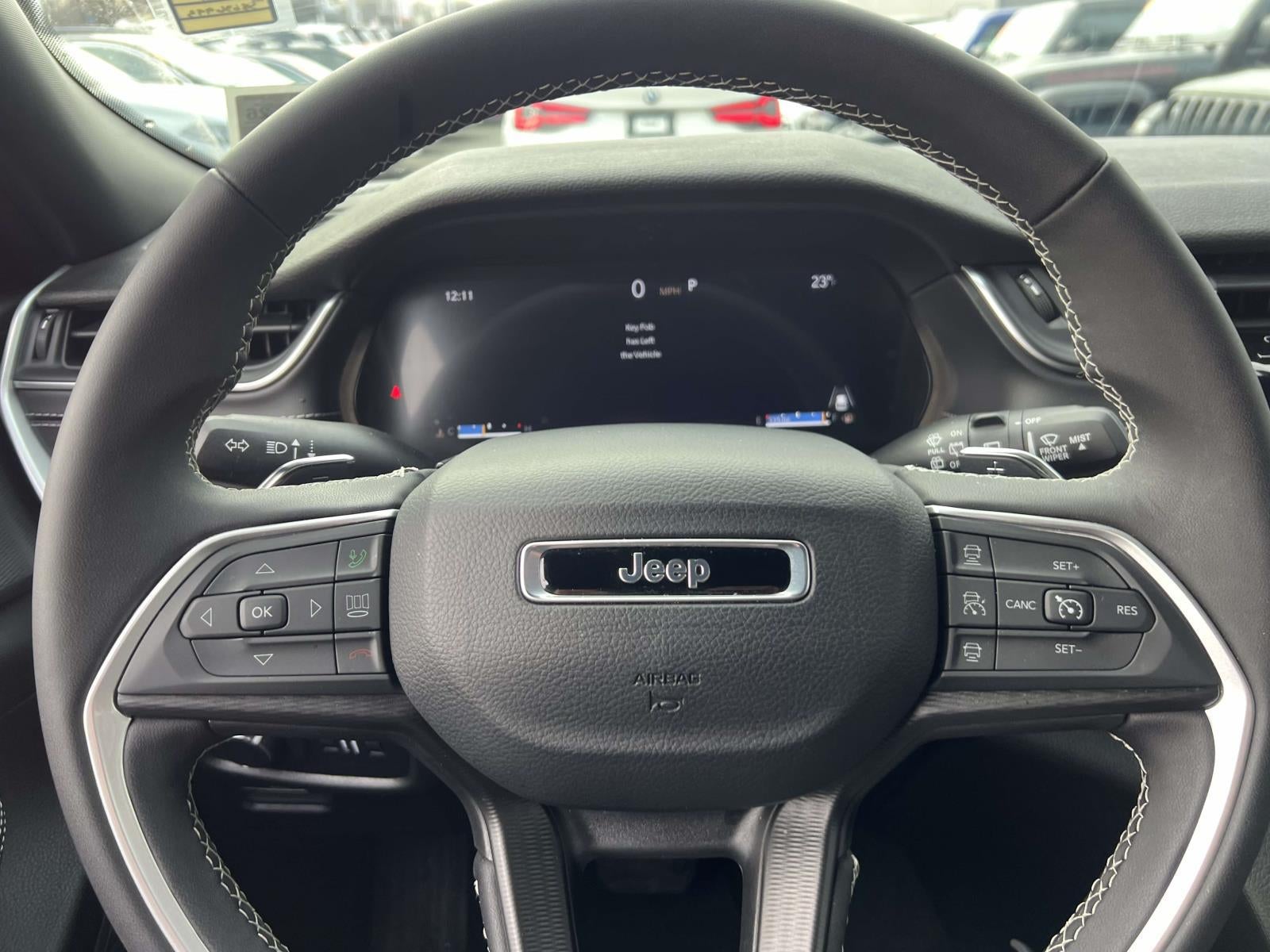 2025 Jeep Grand Cherokee L Laredo X 4x4