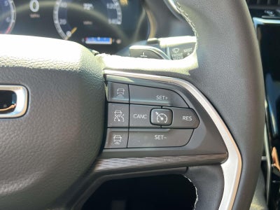 2025 Jeep Grand Cherokee L Laredo X 4x4