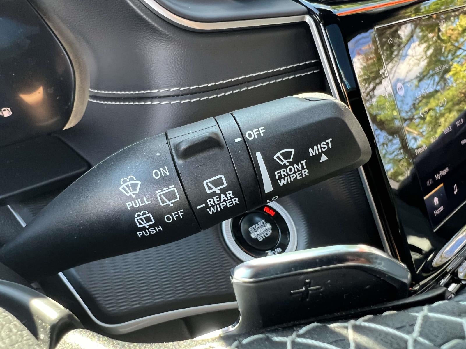 2025 Jeep Grand Cherokee L Laredo X 4x4