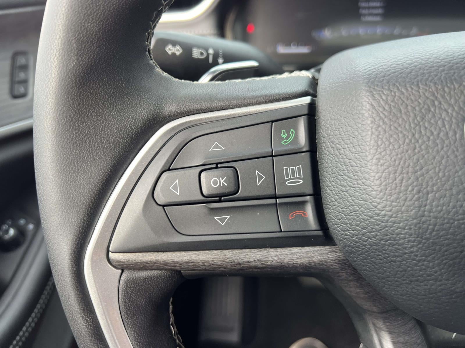 2025 Jeep Grand Cherokee L Limited 4x4