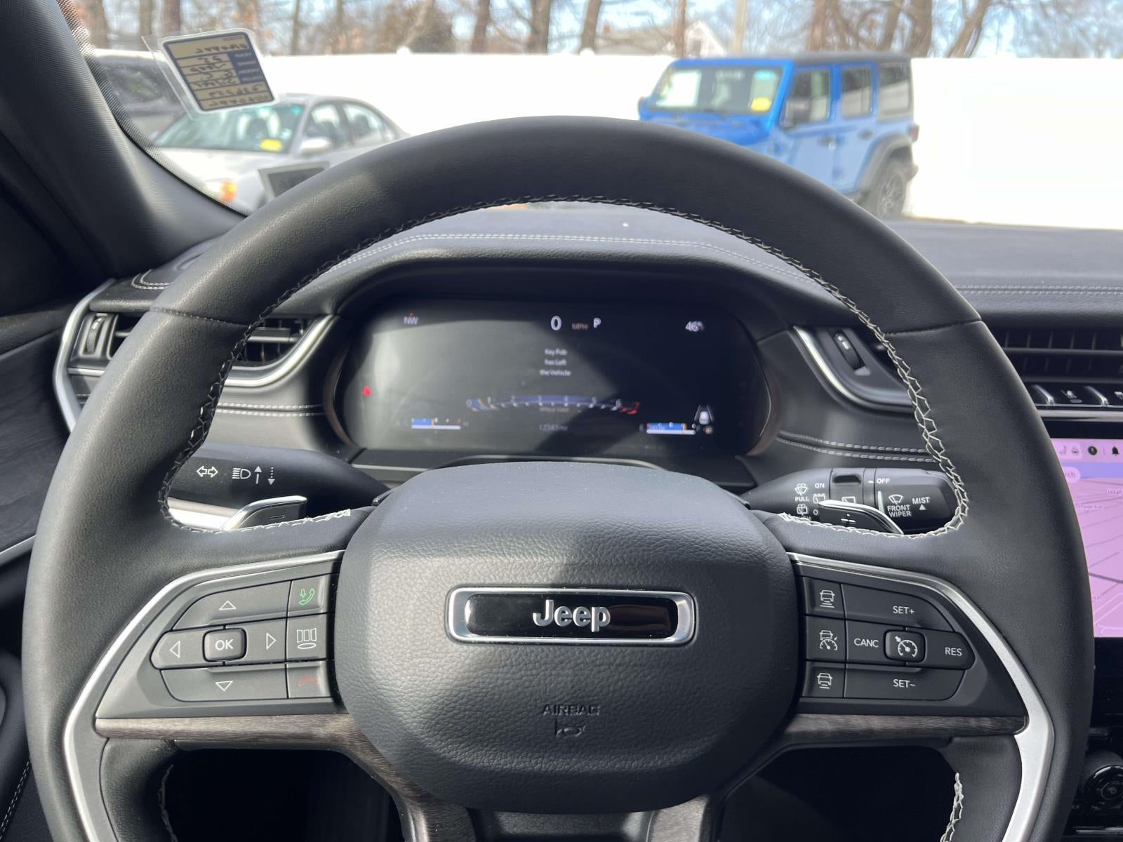 2025 Jeep Grand Cherokee GRAND CHEROKEE L LIMITED 4X4