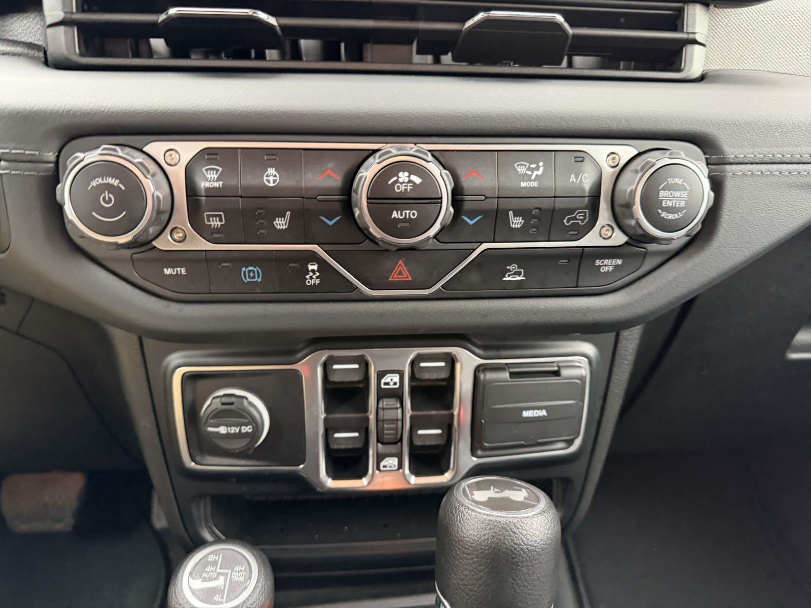 2024 Jeep Wrangler 4xe Sahara 4xe