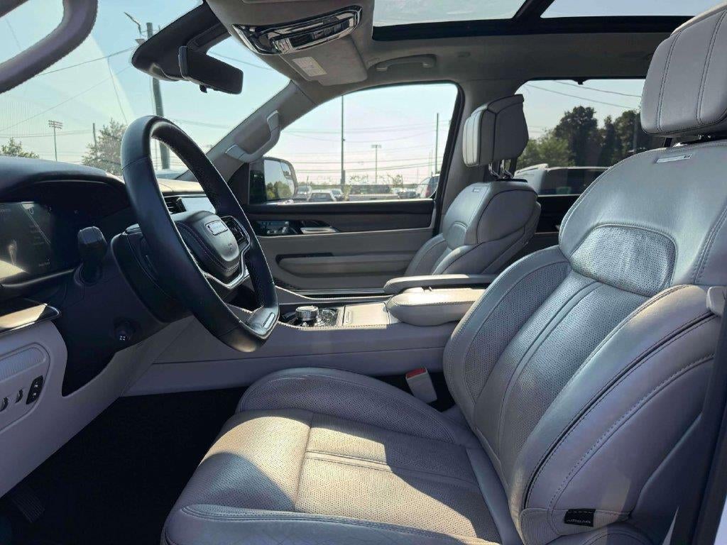 2023 Jeep Grand Wagoneer L Series II 4x4