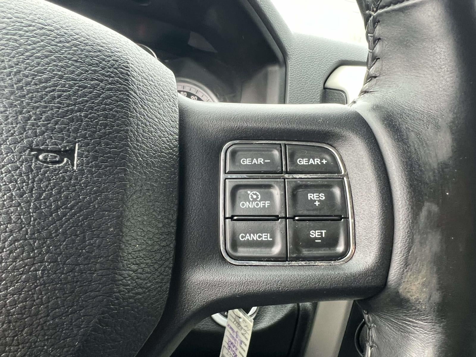 2018 RAM 1500 Big Horn Crew Cab 4x4 5'7' Box