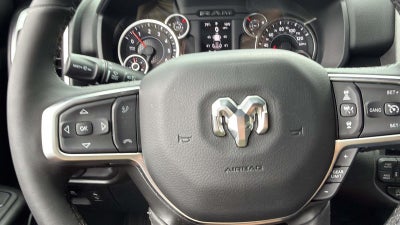 2025 RAM 1500 Big Horn Crew Cab 4x4 5'7' Box