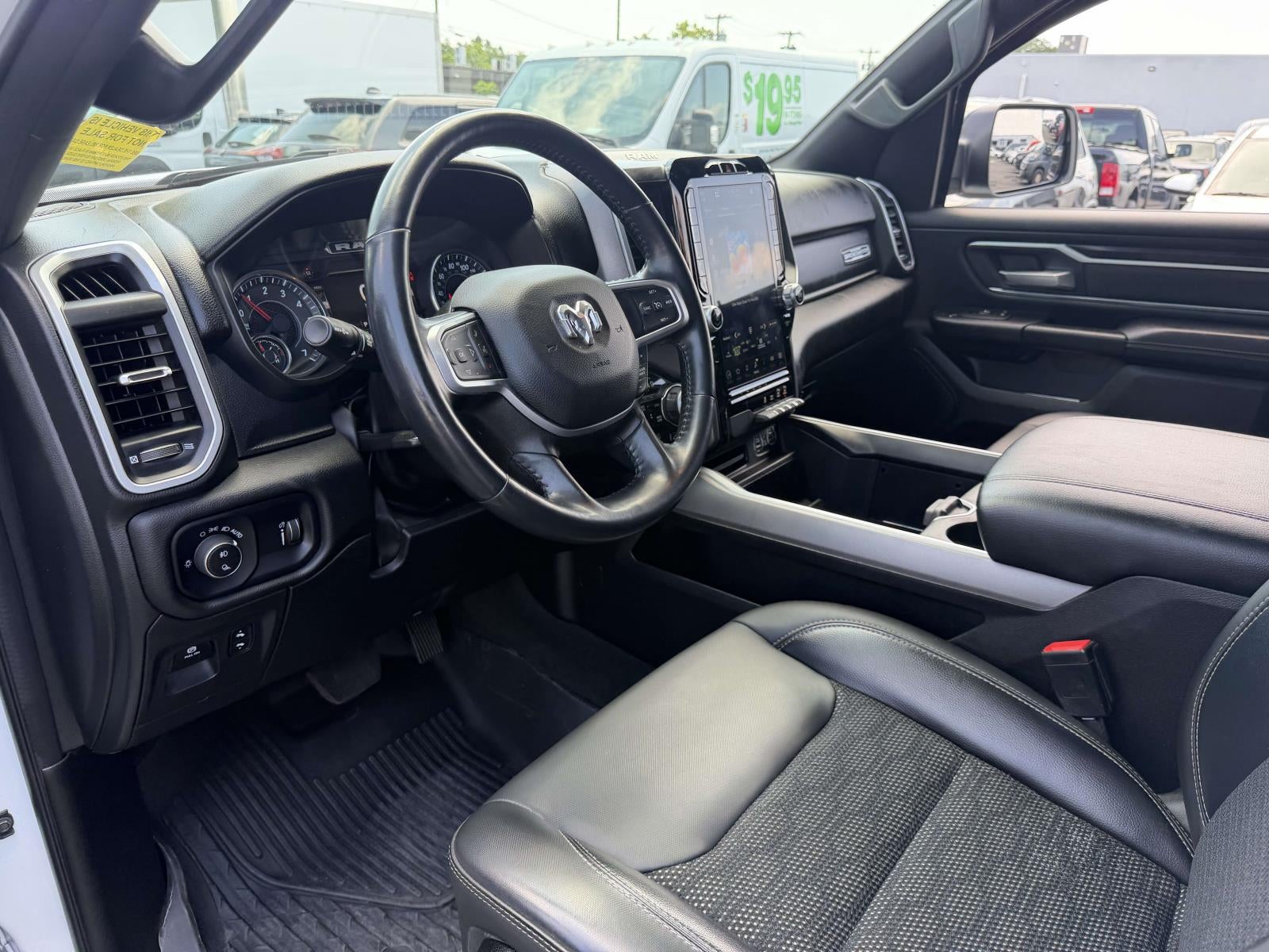 2023 RAM 1500 Big Horn Crew Cab 4x4 5'7' Box