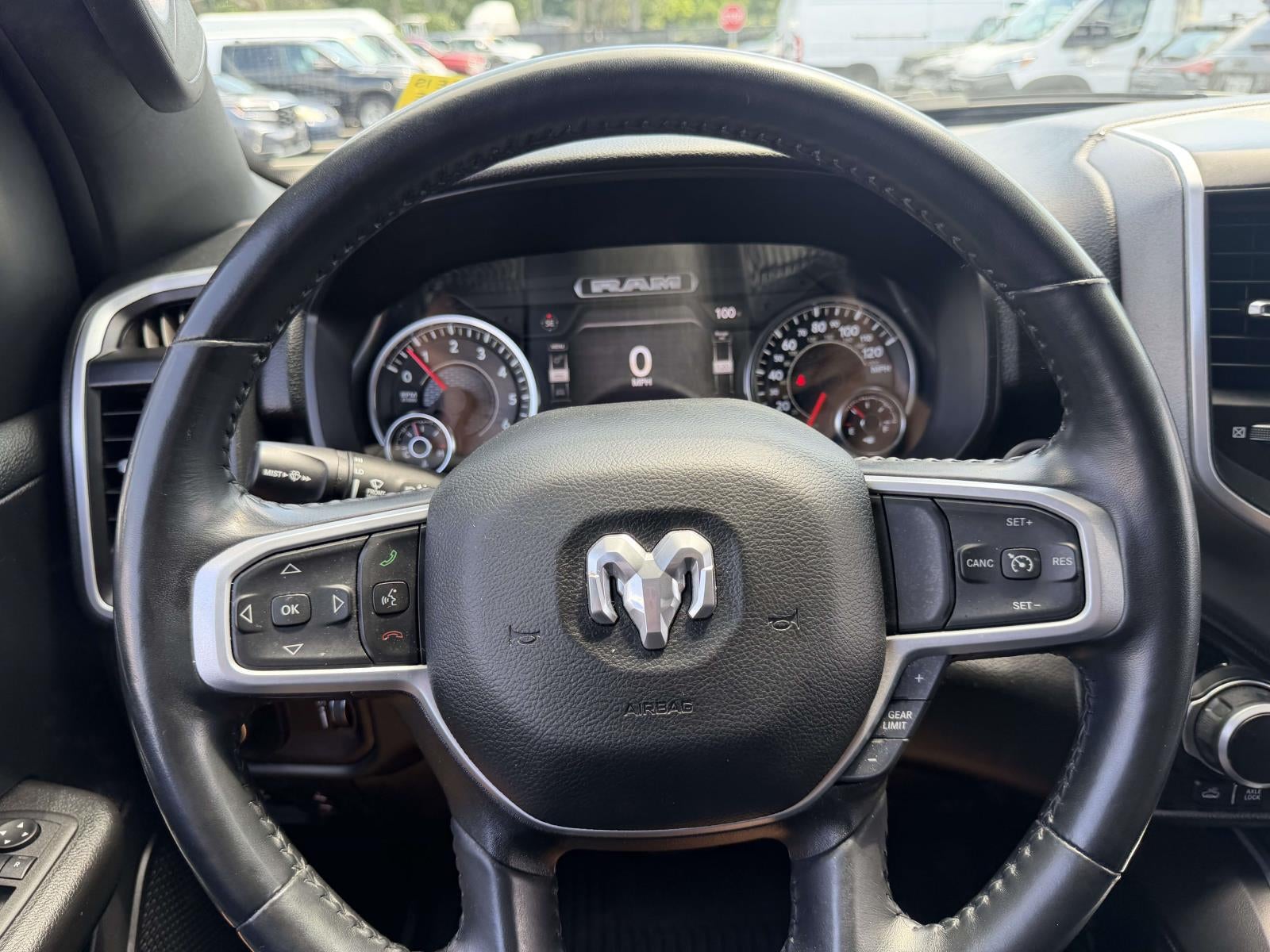 2023 RAM 1500 Big Horn Crew Cab 4x4 5'7' Box