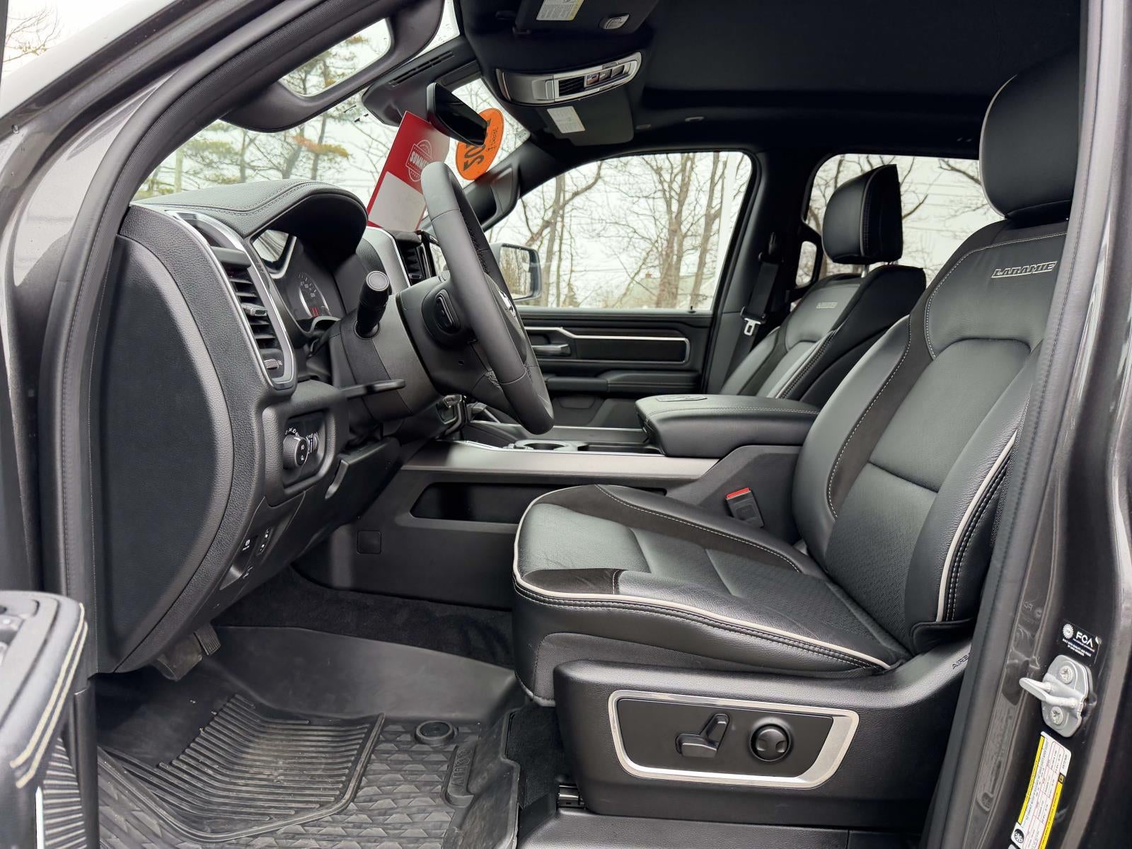 2025 RAM 1500 Laramie Crew Cab 4x4 5'7' Box