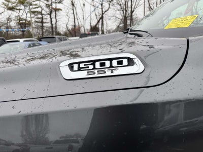 2025 RAM 1500 Laramie Crew Cab 4x4 5'7' Box